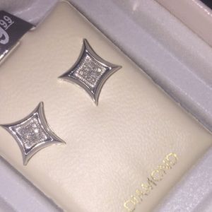 Meet your Posher, Caleb